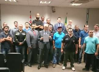 Agentes penitenciários se reúnem na Alesp para discutir melhorias nas condições de trabalho e remuneração