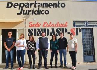 Equipe do Jurídico da sede estadual recebe filiados e esclarece dúvidas