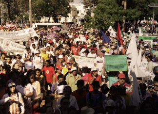 Diretores do sindppesp participam de ato contra o PLP 257 junto com agentes fiscais de rendas