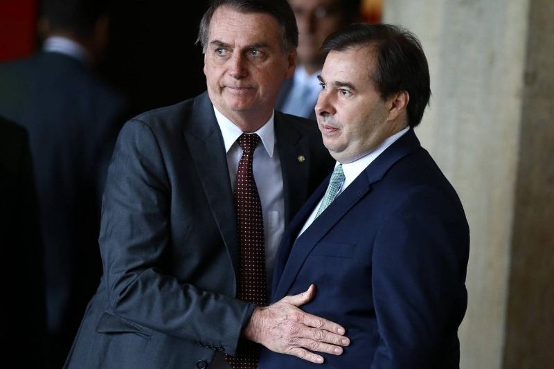 maia e bolsonaro