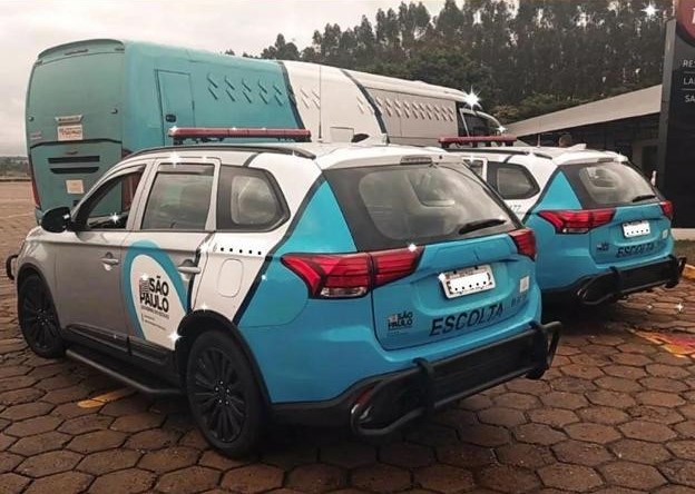 d2dd3dbd-470d-4d49-9070-3be0b2d14384