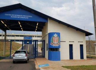 Polícia troca tiros com criminoso fugitivo na noite desta terça feira (23)