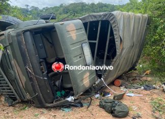 Militar do Exército morre após caminhão cair em ribanceira na BR-364